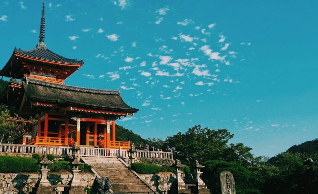 تناقضات اليابان تنتهي في طوكيو