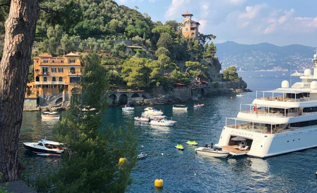 ساحل بورتفينو والبحيرات الايطالية مع الطيران